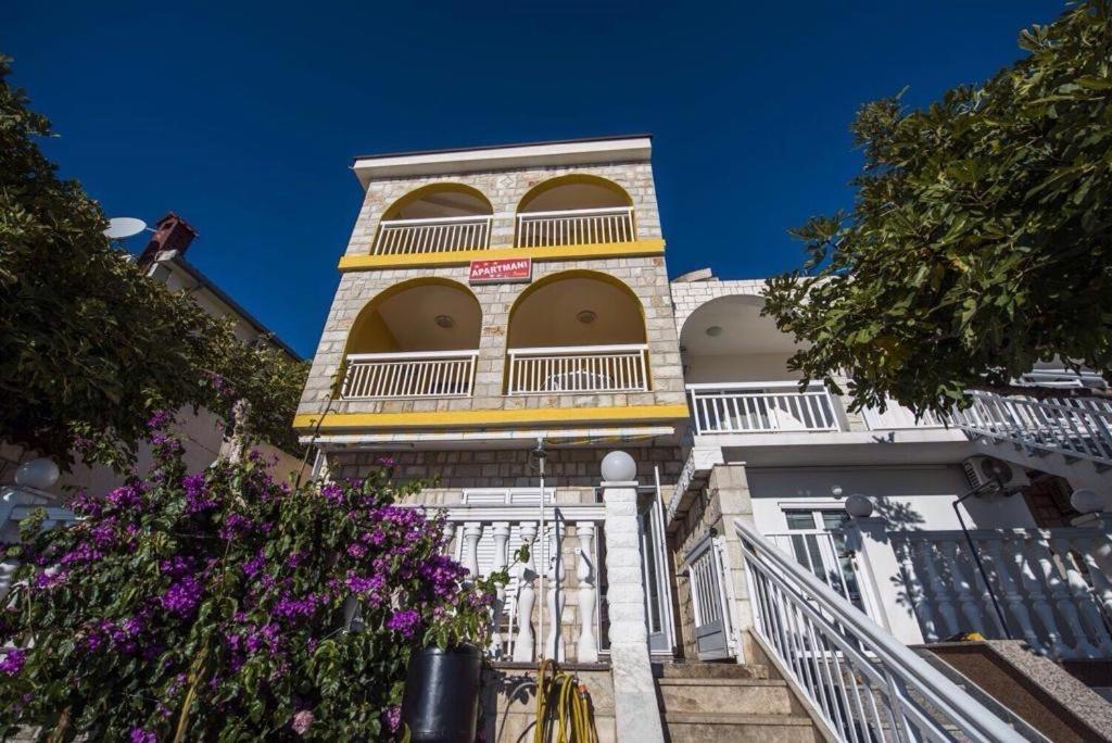 Apartmani Ivan Pisak Exterior photo