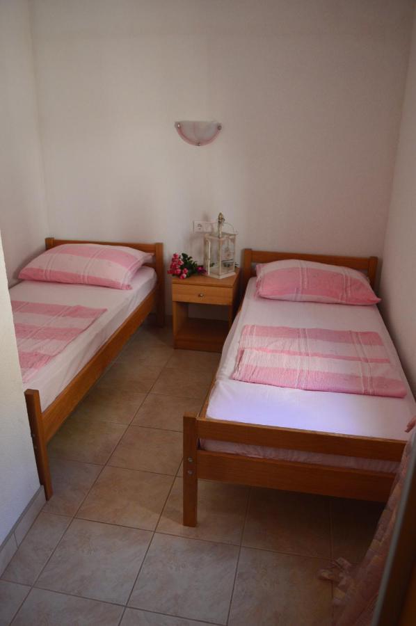 Apartmani Ivan Pisak Exterior photo